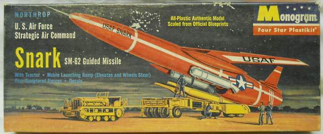 Monogram 1/80 SM-62 Snark Guided Missile With Tractor and Launching Ramp - US Air Force / SAC, PD27-98 plastic model kit
